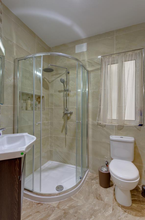 סליאמה La Rive Apartment מראה חיצוני תמונה