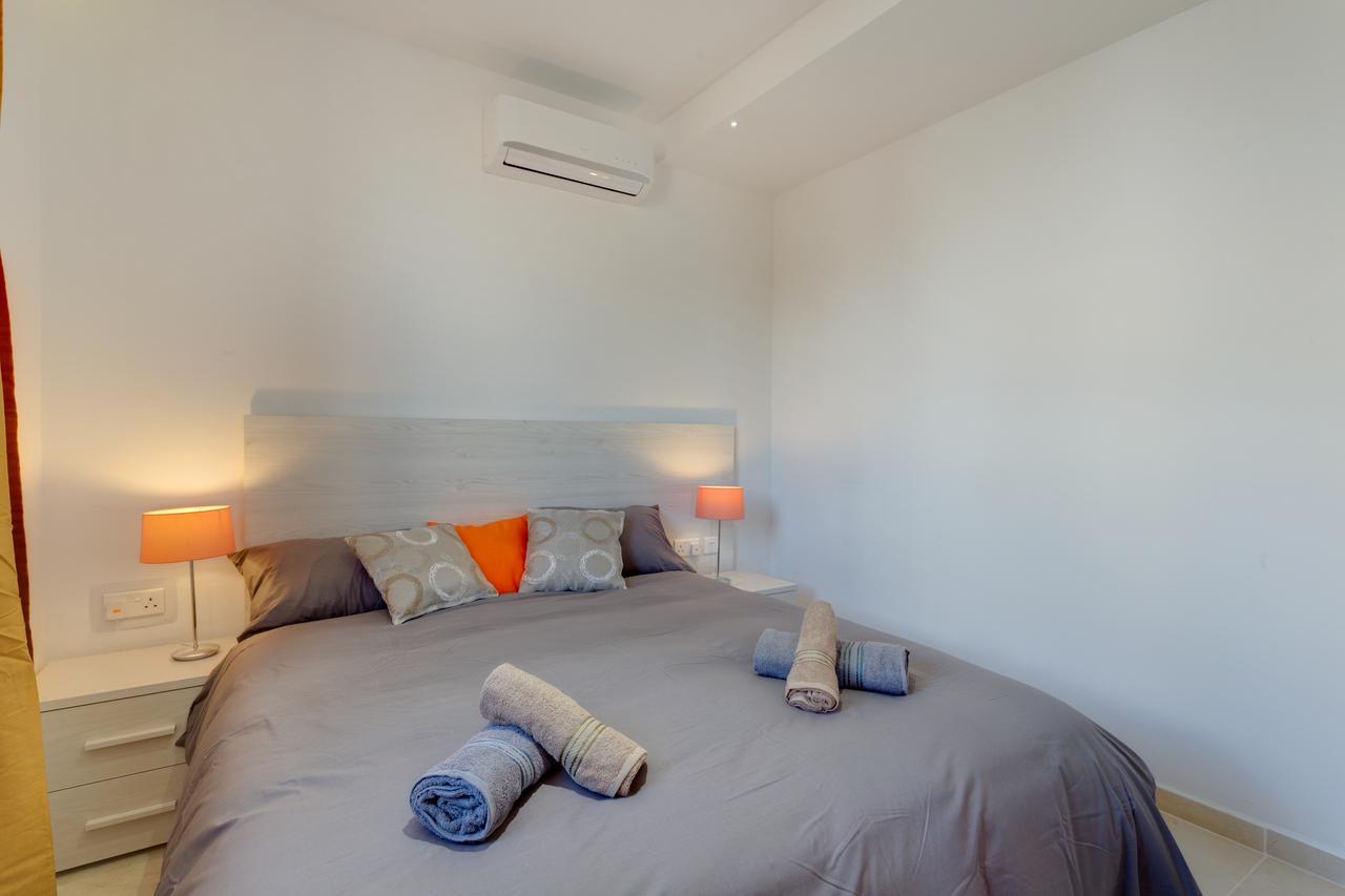 סליאמה La Rive Apartment מראה חיצוני תמונה