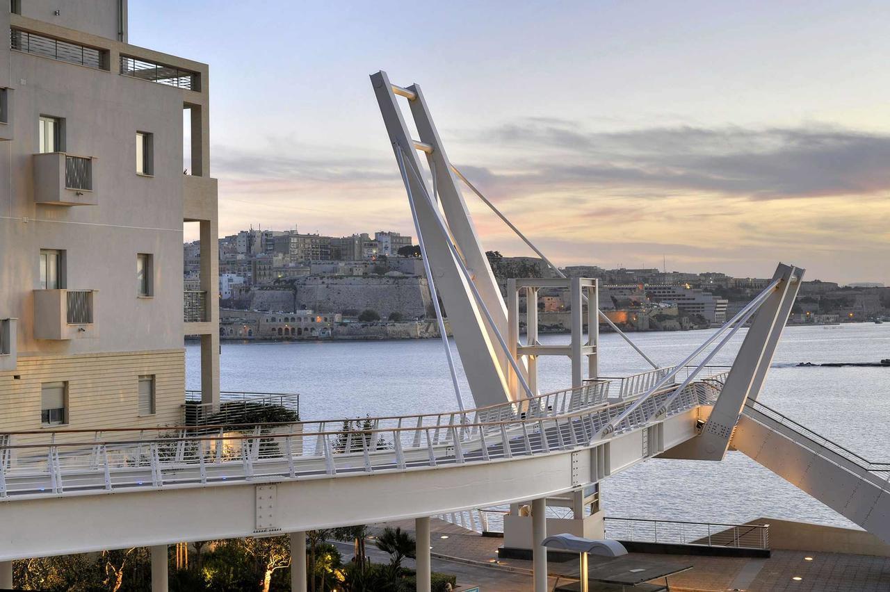 סליאמה La Rive Apartment מראה חיצוני תמונה